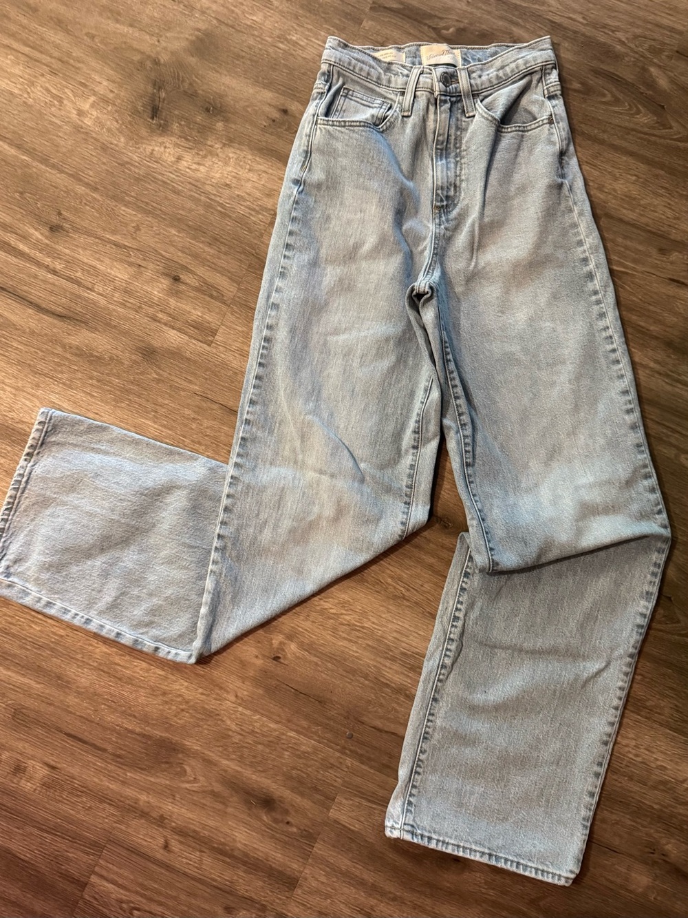 Universal Thread Light Blue High-Rise Wide Leg Jeans